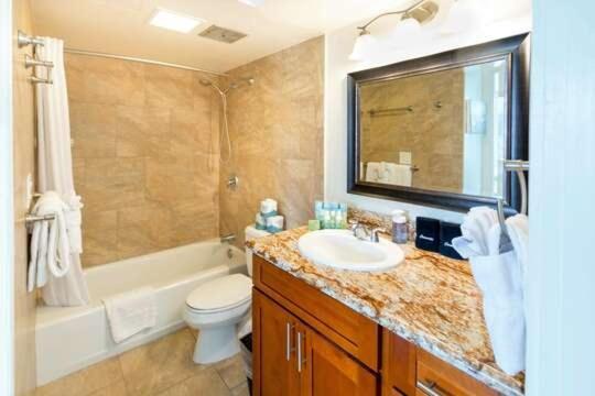 Deluxe Panoramic Mountain View Condo - 37Th Floor, Free Parking & Wifi Condo Honolulu Exterior foto