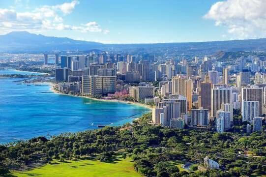Deluxe Panoramic Mountain View Condo - 37Th Floor, Free Parking & Wifi Condo Honolulu Exterior foto