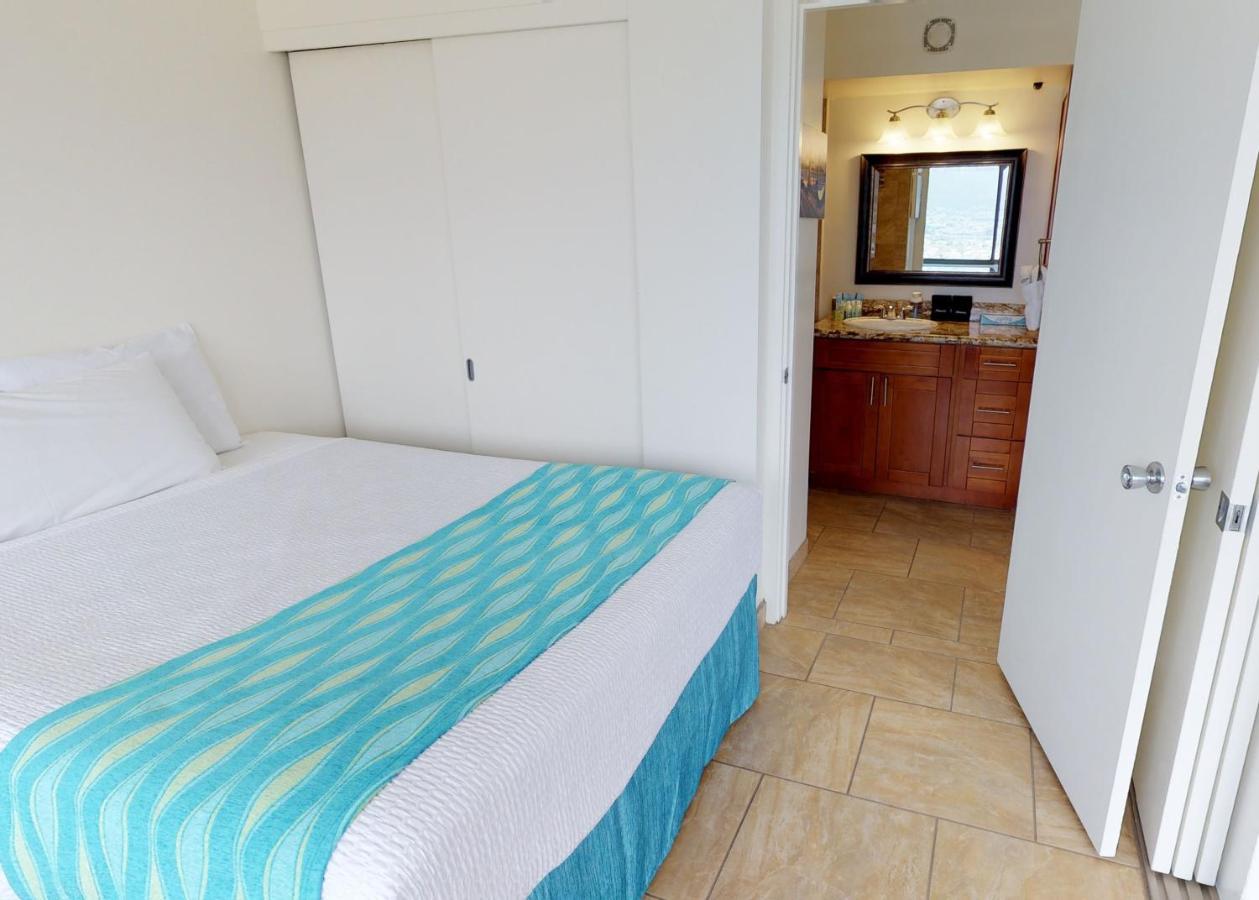 Deluxe Panoramic Mountain View Condo - 37Th Floor, Free Parking & Wifi Condo Honolulu Exterior foto