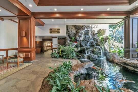Deluxe Panoramic Mountain View Condo - 37Th Floor, Free Parking & Wifi Condo Honolulu Exterior foto